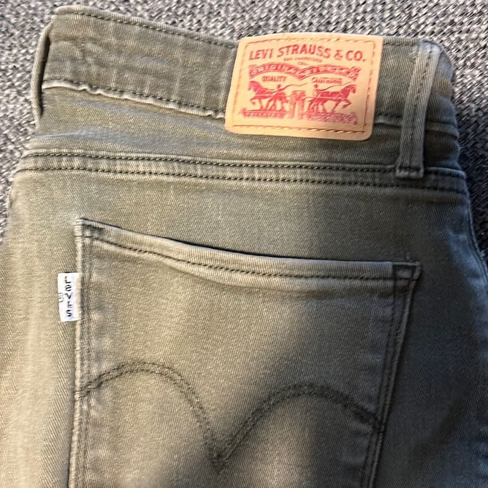 Levi’s Olive jeans. Mid rise skinny.